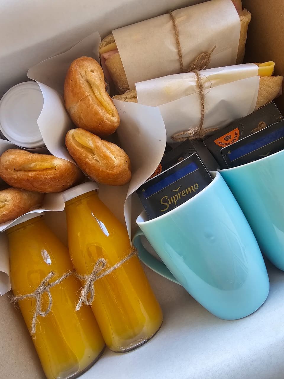 Desayuno para compartir, detalle y estética cuidada